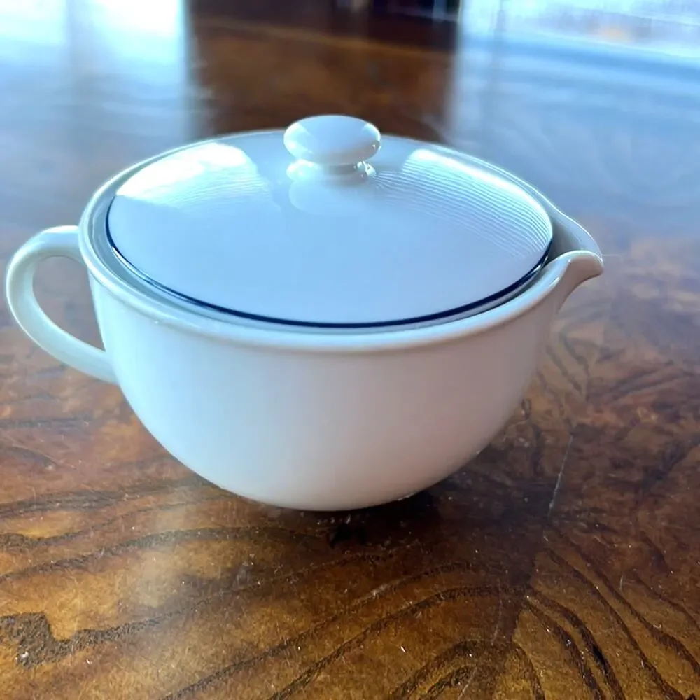 CRATE & BARREL Epoch Blueline Creamer Kathleen Wills 8oz NWOT